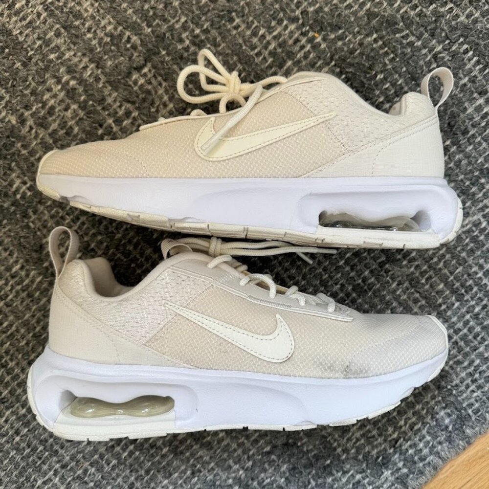 Nike Air Max womens 6.5